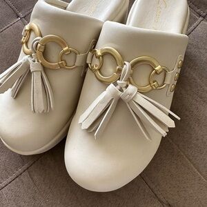 Sam Edelman Cream Tassel Slip-On Loafers with Gold Accents